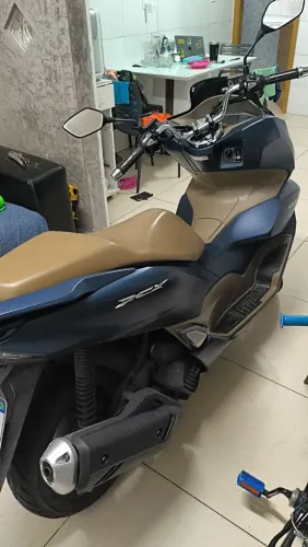PCX 160 DLX