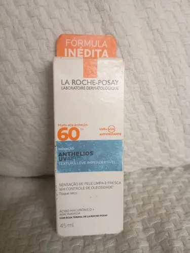 Protetor solar facial la Roche posay anthelios uvair fps 60