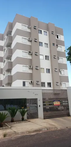 APTO/FLAT/STUDIO Mobiliado 1Q Torre única último andar