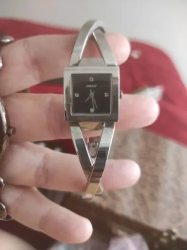 Relógio DKNY feminino