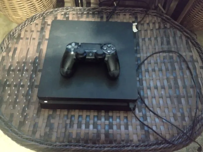 Ps4 slim