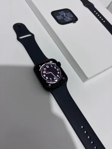 Apple Watch SE 2ª Gen - Semi novo