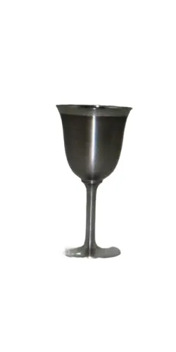 Cálice em estanho para vinho/ capacidade de 150ml