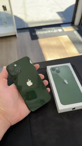 Vendo iPhone 13 , 128gb verde