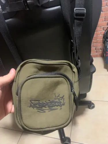 Linda bolsa pequena verde 