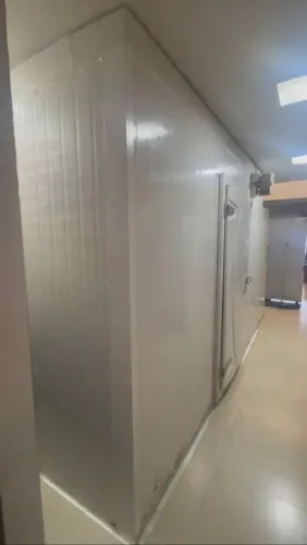 Câmara fria grande 