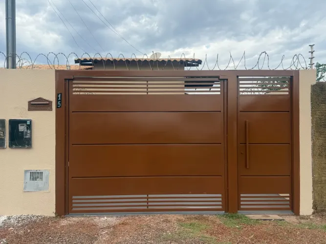 Casa aluguel próximo faculdade UCDB.