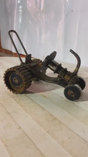 Escultura de ferro