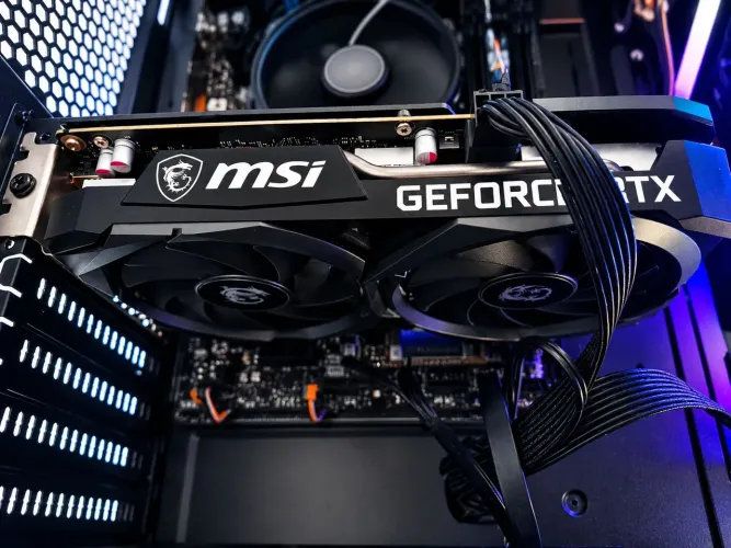 RTX 3050 8GB