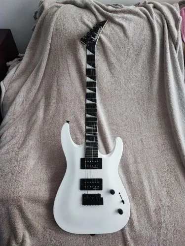 Guitarra Jackson JS22 Snow White