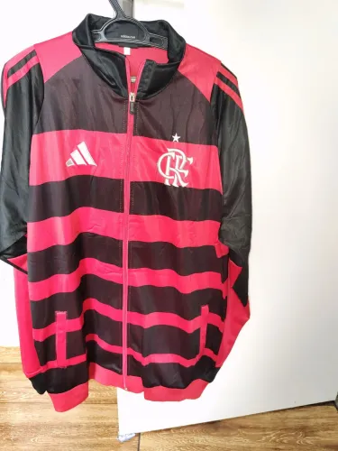 JAQUETA DO FLAMENGO ADIDAS COM BOLSOS LATERIAS - R$ 100,00