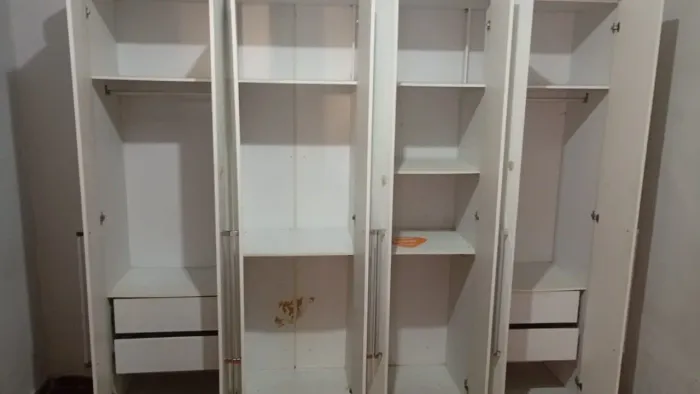 Guarda roupa usado