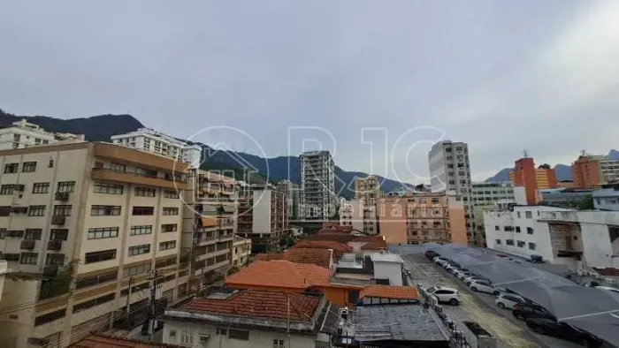 Apartamento para venda possui 58 metros quadrados com 2 quartos em Tijuca - Rio de Janeiro