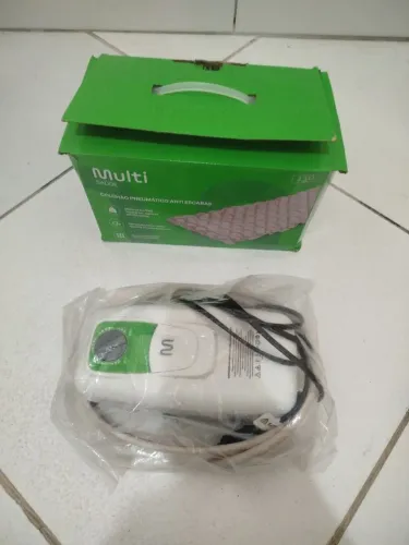 Colchão inflável com bomba..