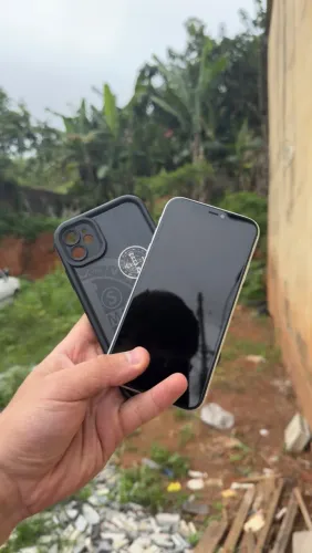 iPhone 11 64 gb branco