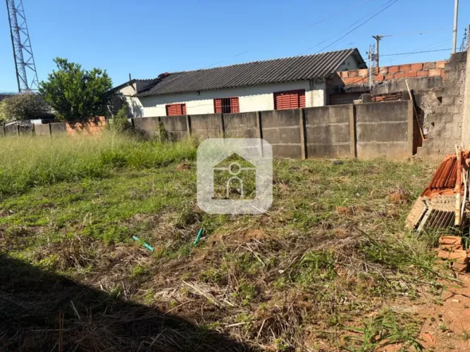 Terreno á venda no Bairro Lagoinha