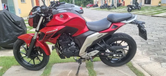 Yamaha Fazer 250 ABS Vermelha Impecável - R$ 20.000<br>2? Fazer