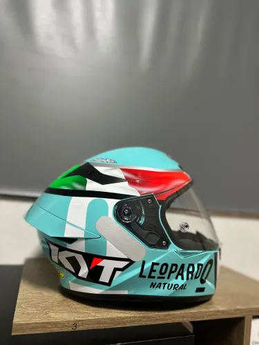 CAPACETE KYT TT COURSE DENNIS FOGGIA RÉPLICA TAM 58