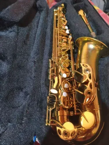 Saxofone Alto Bb