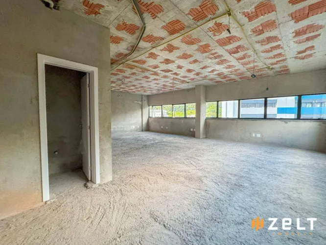 Sala à venda, 88 m² por R$ 890.000,00 - Garcia - Blumenau/SC