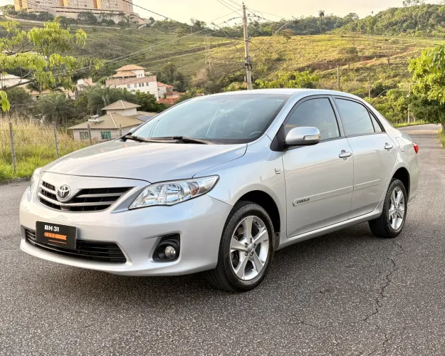 Toyota Corolla XEI 2.0 Flex 16V Aut. 2014