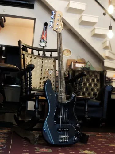 Baixo Squier Precision Jazz PJ Affinity Indonésia Charcoal Grey