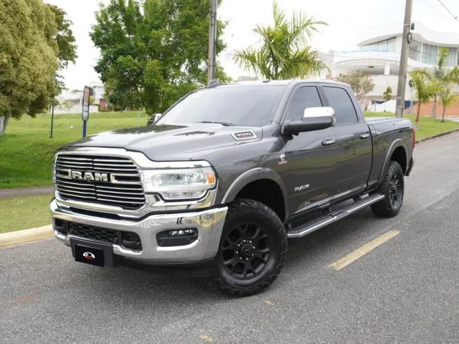 Ram 3500 Limited Longhorn 6.7 TB CD Diesel 2022