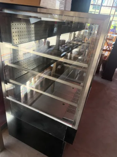 Freezer expositor
