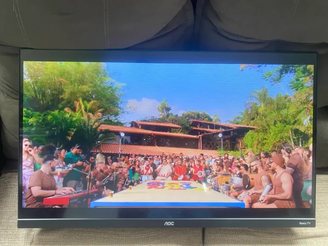Tv aoc 32 polegadas smart roku