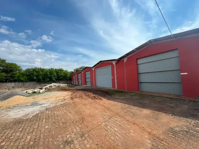 Galpão/Depósito/Armazém para aluguel possui 7433 metros quadrados