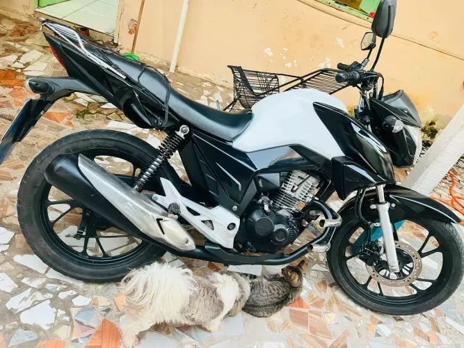 VENDE-SE MOTO CG TITAN 160