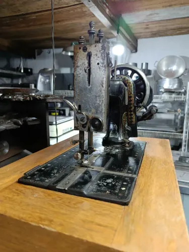 Máquina de costura antiga Original Cruzeiro relíquia