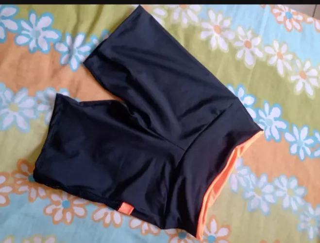 Short fitness com bolso na lateral, tamanho M