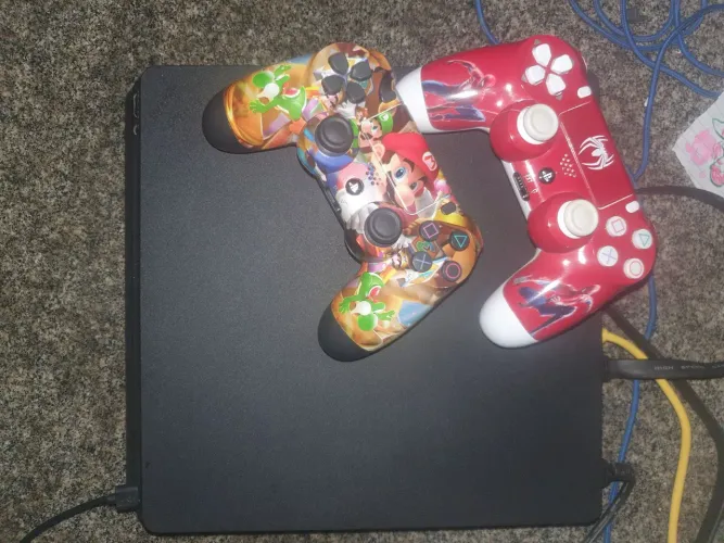 PS4 SLIM 500 GB