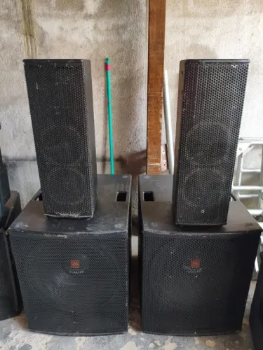 Kit Som com 02 Sub 1x18 JBL sw5p  + 02 altas de 2x6'' QVS  +TI  