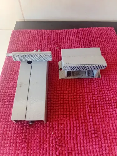Morsa Torno de Bancada com Acabamento Facial - Média