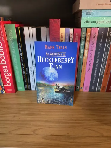"As Aventuras de Huckleberry Finn" - Mark Twain