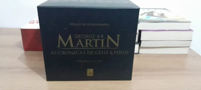 COLEÇÃO AS CRONICAS DE GELO E FOGO GAME OF THRONES