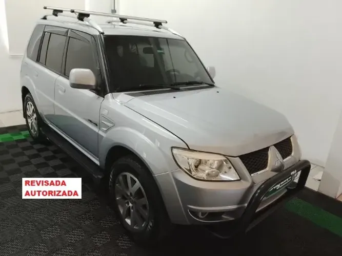 Mitsubishi Pajero TR4 2.0/ 2.0 Flex 16V 4X4 Aut. 2013