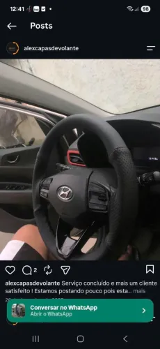 Capa de volante costurada a mao