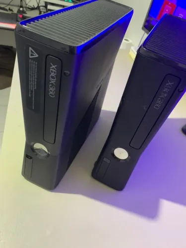 2 Consoles Xbox 360 (Somente os consoles)