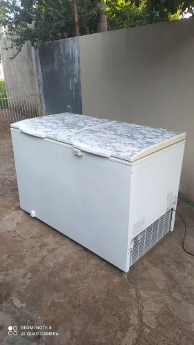 Freezer Semi-novo Electrolux 