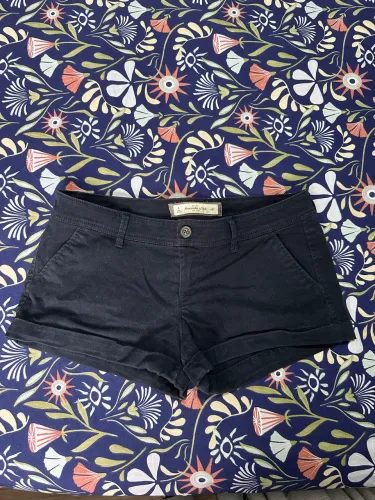 Shorts preto importado Abercrombie 36 usado
