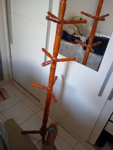 Cabide vertical