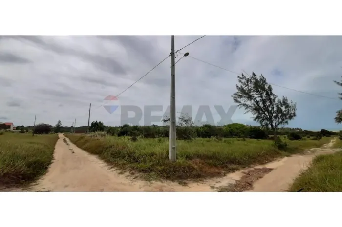 Lote de esquina à venda no Loteamento Barra do Estoril  Praia Bela