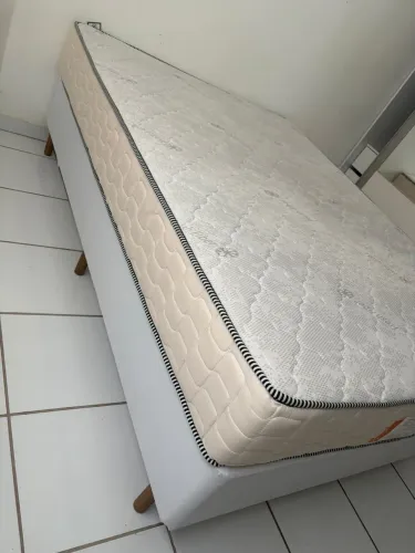 CAMA SEMINOVA