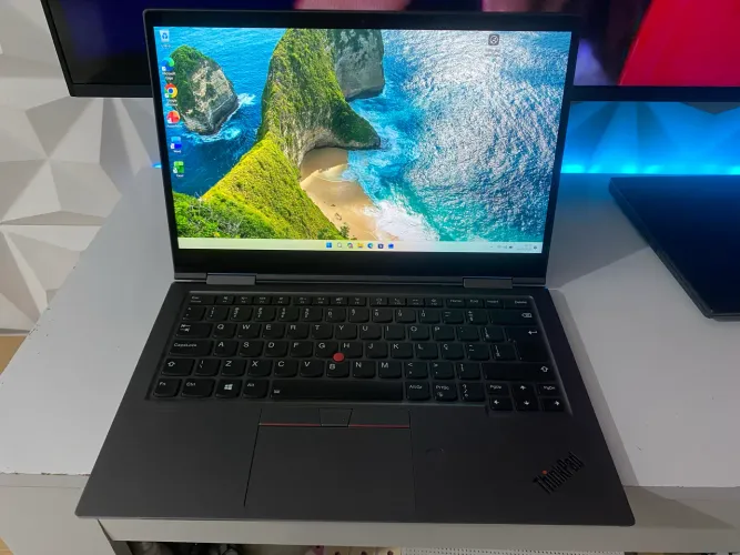 Lenovo ThinkPad X1 Yoga Gen 5