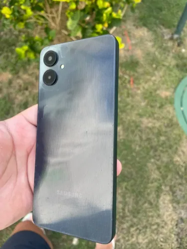 ? Samsung Galaxy A06 - Ótimo Estado!