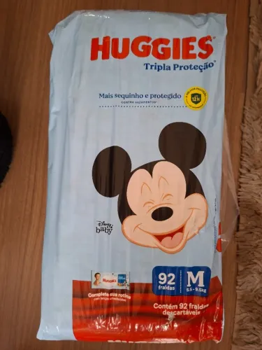 Fralda huggies tripla proteçao tamanho M