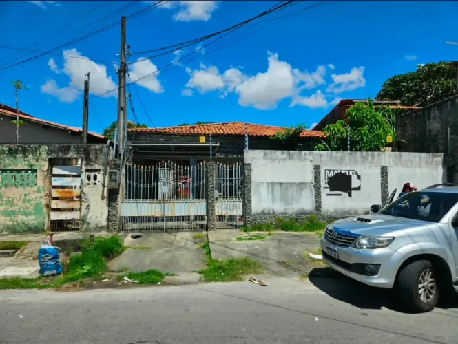 Imóvel para venda possui 440 metros quadrados com 3 quartos em Itaoca - Fortaleza - CE